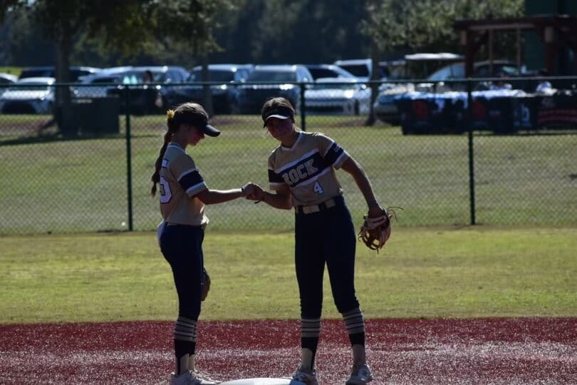 Best Friends, Fierce Competitors: Lainey Hall and Sam Basen’s Journey from Teammates to Conference Rivals